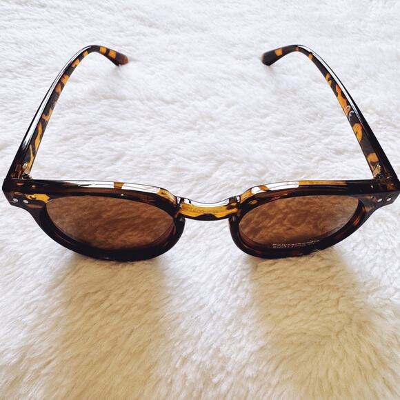 Pablo Tortoise Brown Round Sunglasses - Picture 3 of 12